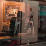 Psicólogo identifica sinal inesperado de amor verdadeiro: irrita muita gente